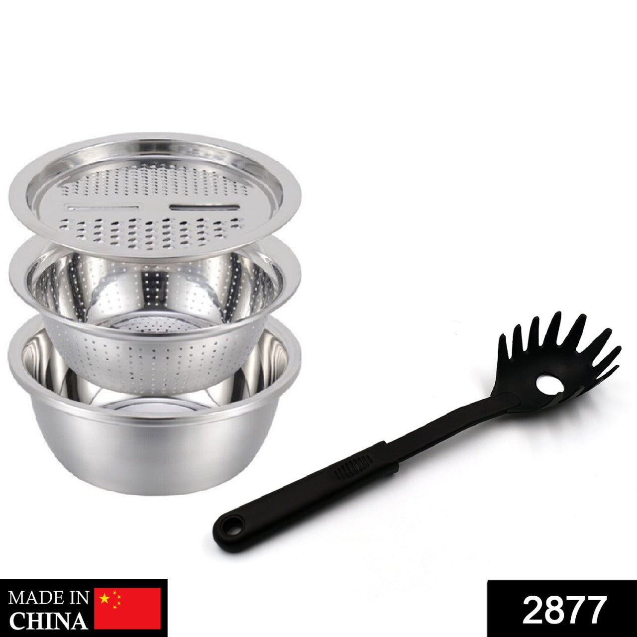 Kitchen salad maker with pasta server spoon Kitchen salad maker with pasta server spoon